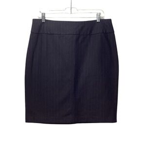 New York & Company pencil skirt. Size Large